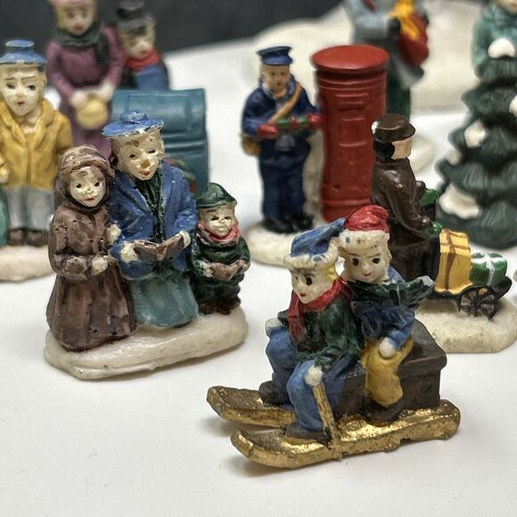 17pc Mini Christmas Village Figurines Snowman Postman Christmas Tree Mailbox + - Picture 4 of 16